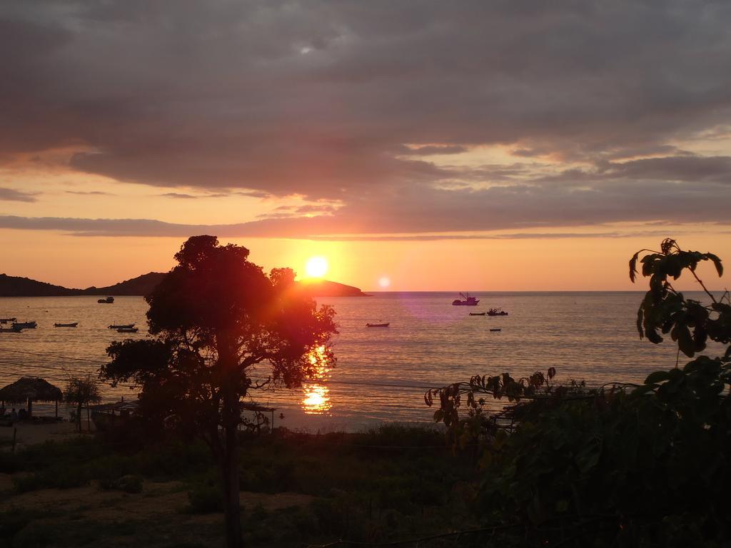 Hospedaje Algarrobo Machalilla Buitenkant foto